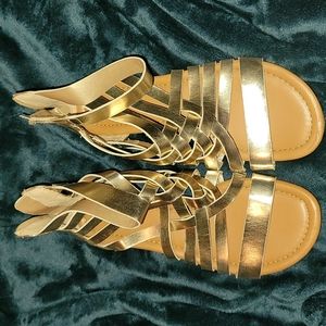 Torrid sandals gold 9
